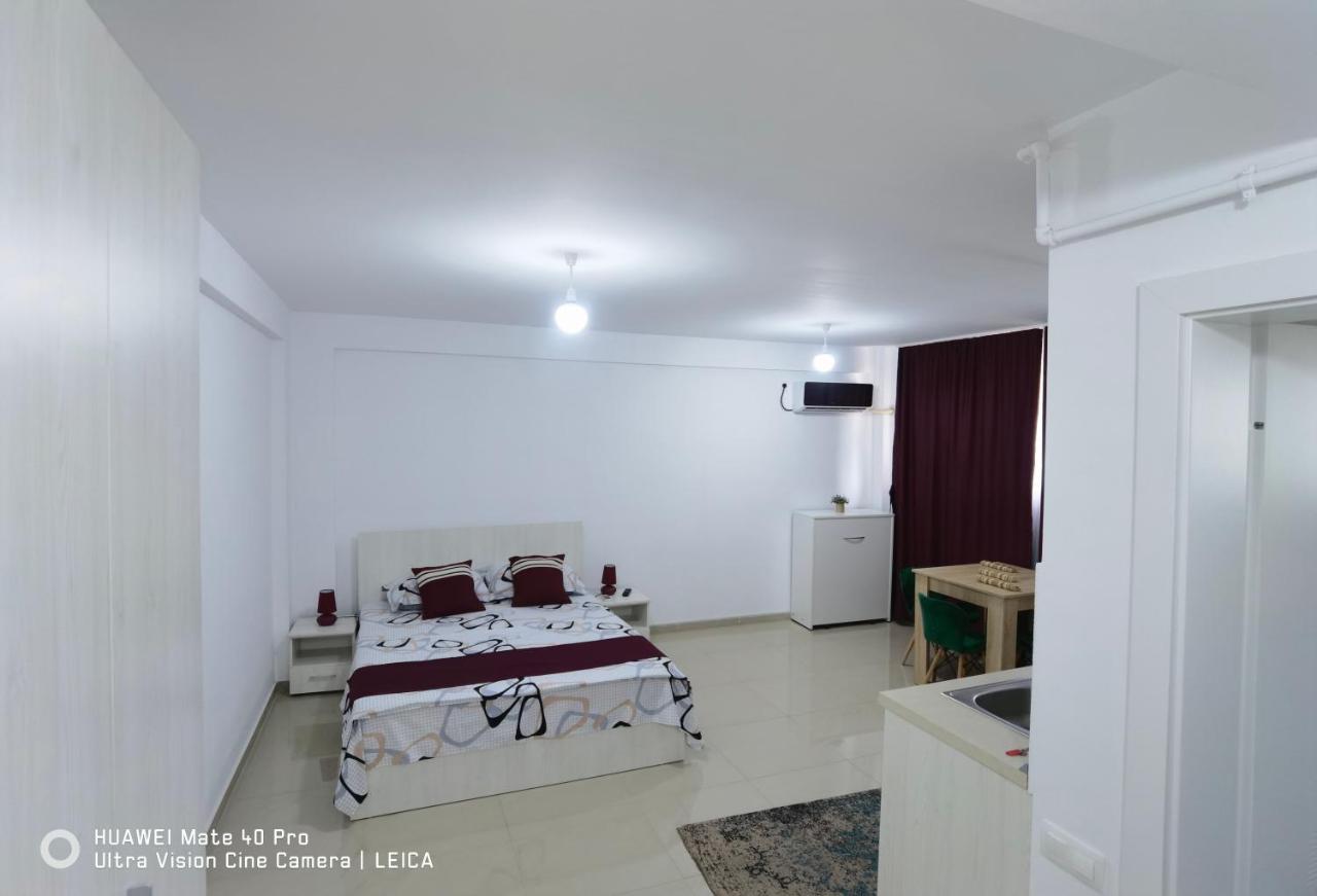 Garsoniera De La Mare Apartment Mangalia Ngoại thất bức ảnh