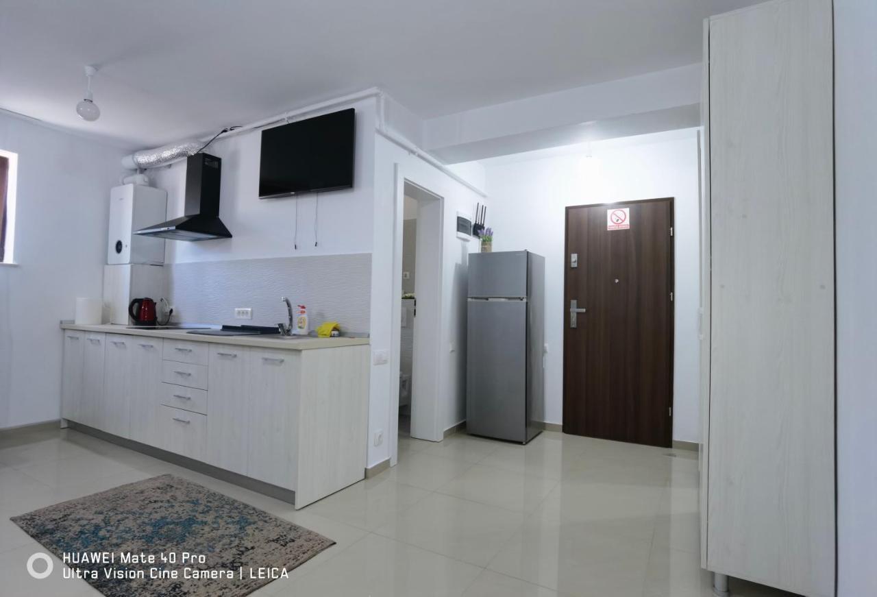 Garsoniera De La Mare Apartment Mangalia Ngoại thất bức ảnh