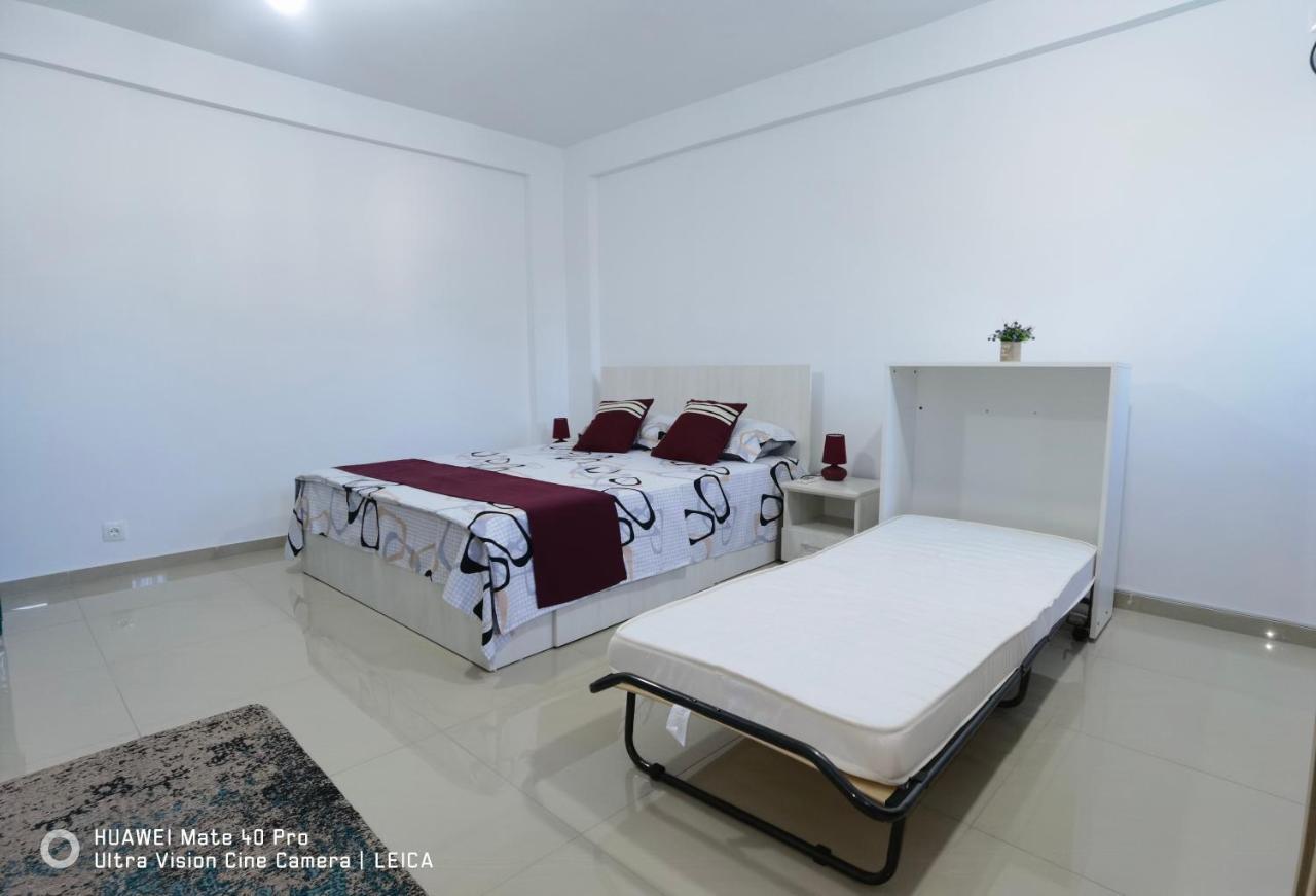 Garsoniera De La Mare Apartment Mangalia Ngoại thất bức ảnh