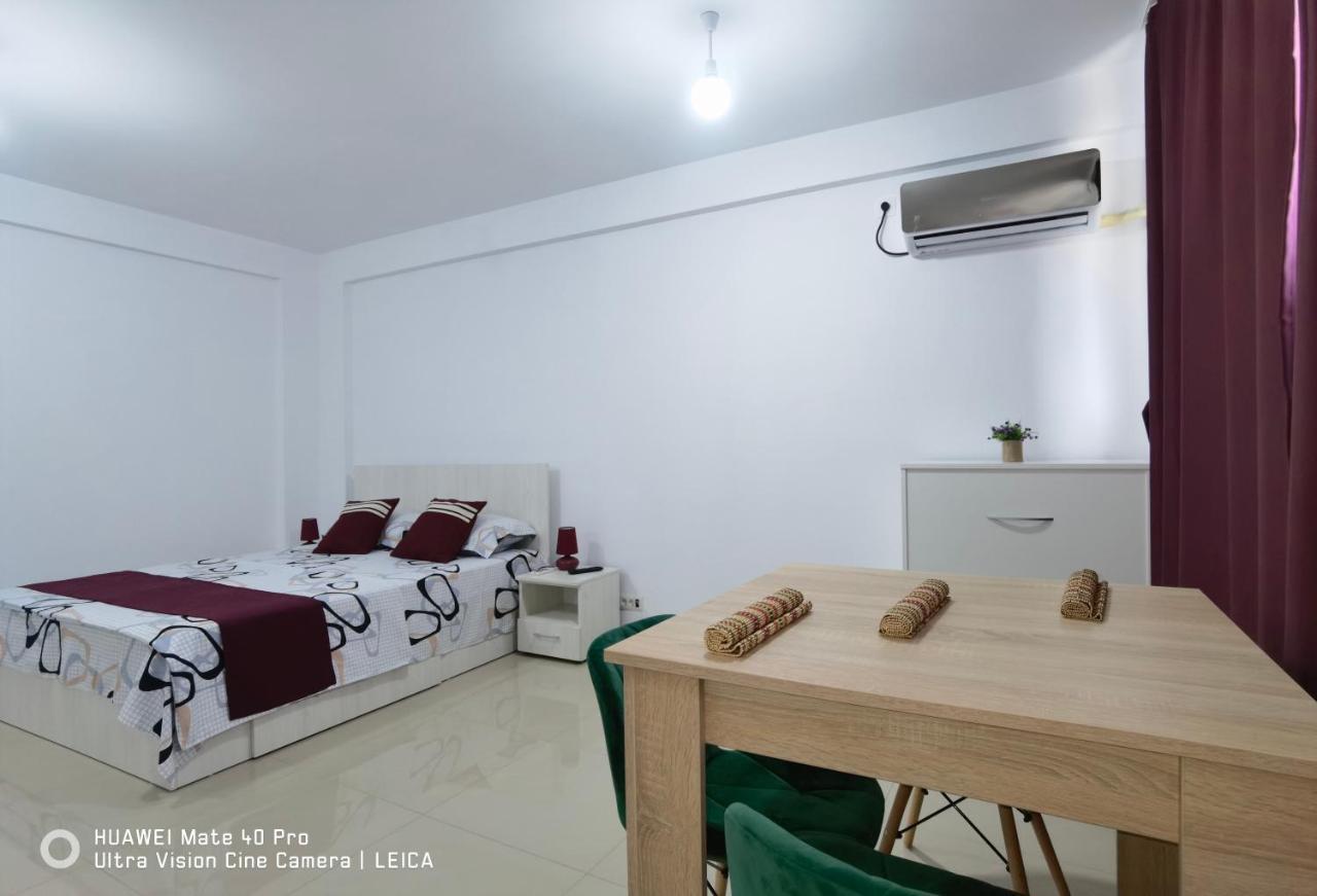 Garsoniera De La Mare Apartment Mangalia Ngoại thất bức ảnh